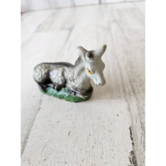 Vintage Italian donkey nativity village Xmas decor - Picture 3 of 10